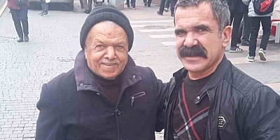 Tiyatroların sevilen cücesi, ‘Çaycı Hüseyin ile bir araya geldi