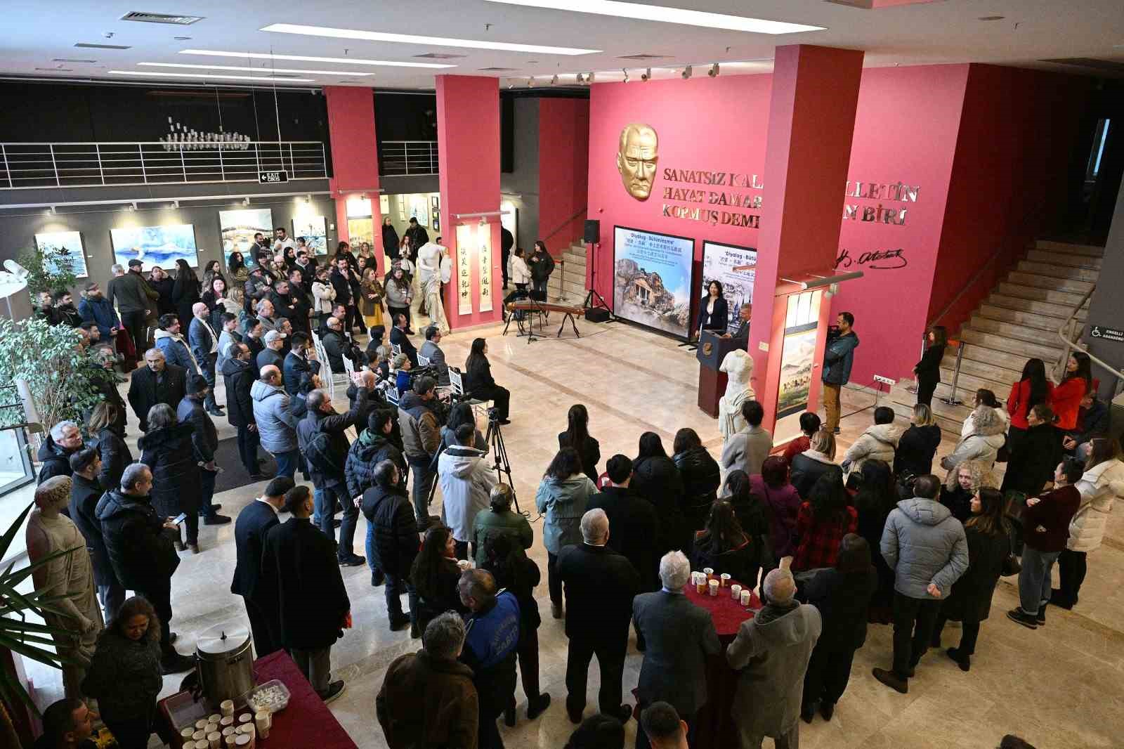 Türkiye-Çin diplomatik ilişkilerinin 55inci yılı sanat sergisiyle kutlandı