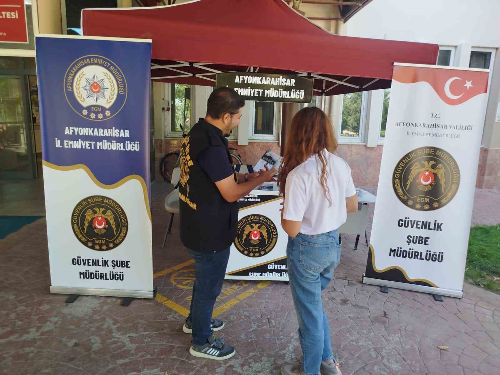Üniversite öğrencileri ‘terörle mücadele konusunda bilgilendirildi