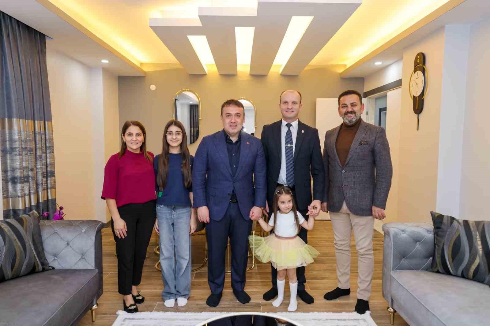 Vali Sözerden gazi Halil Ere vefa