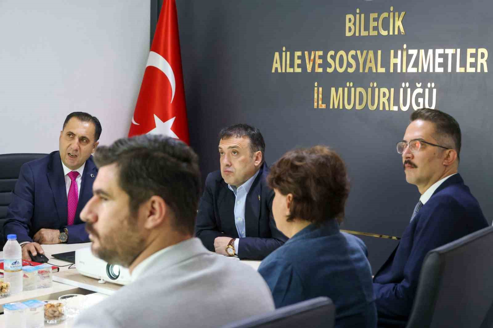 Vali Sözerden sosyal hizmetlere yakın takip