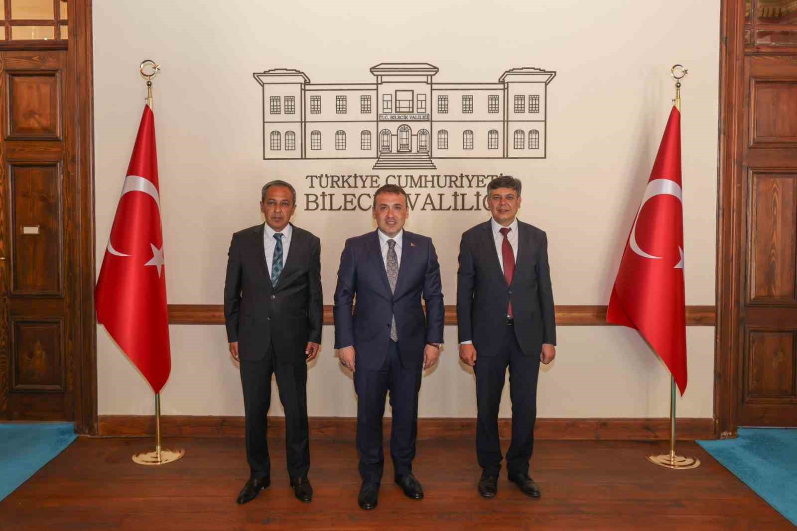 Vali Sözere hayırlı olsun ziyaretleri sürüyor