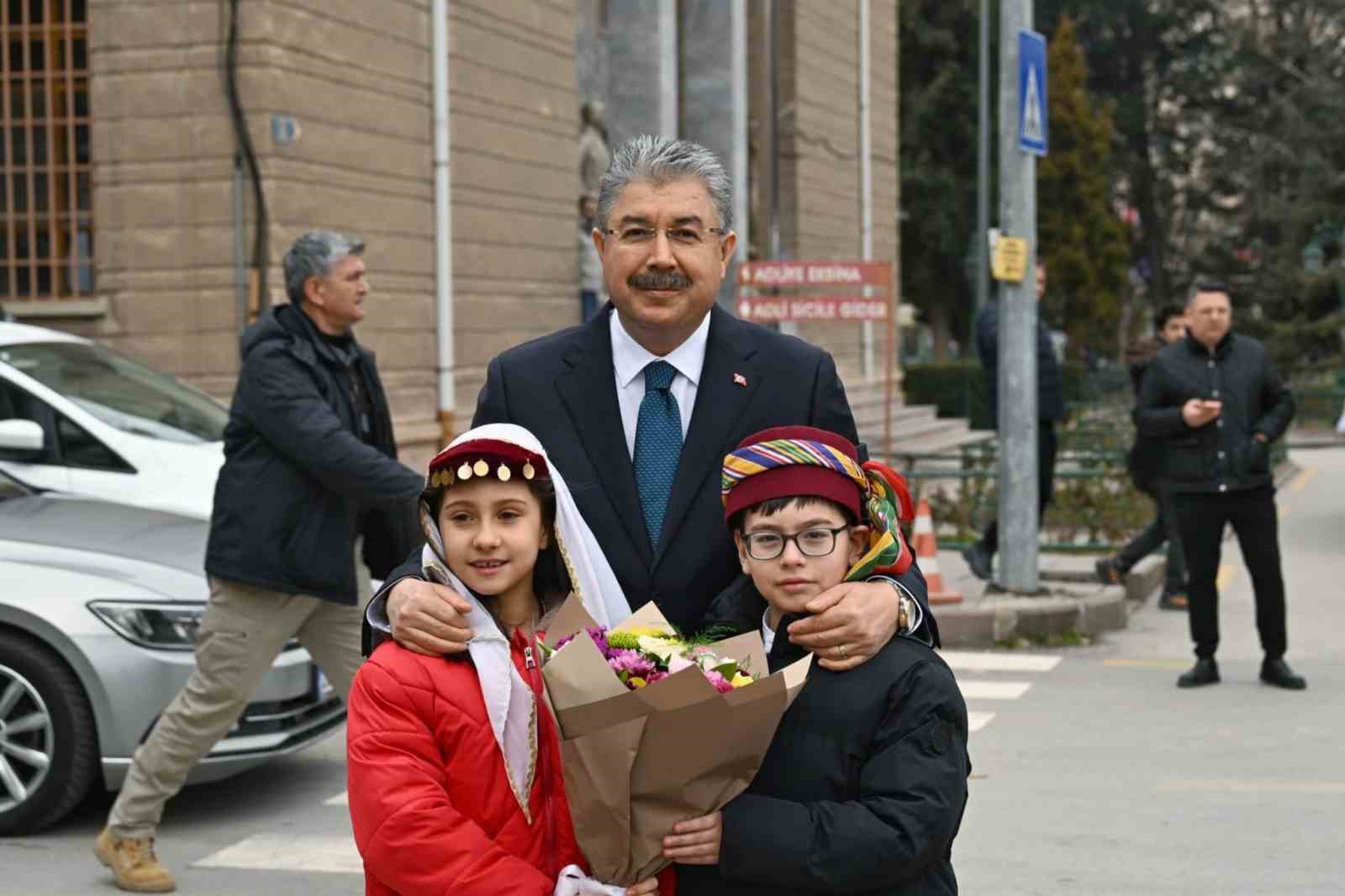 Vali Yılmazdan anlamlı başlangıç