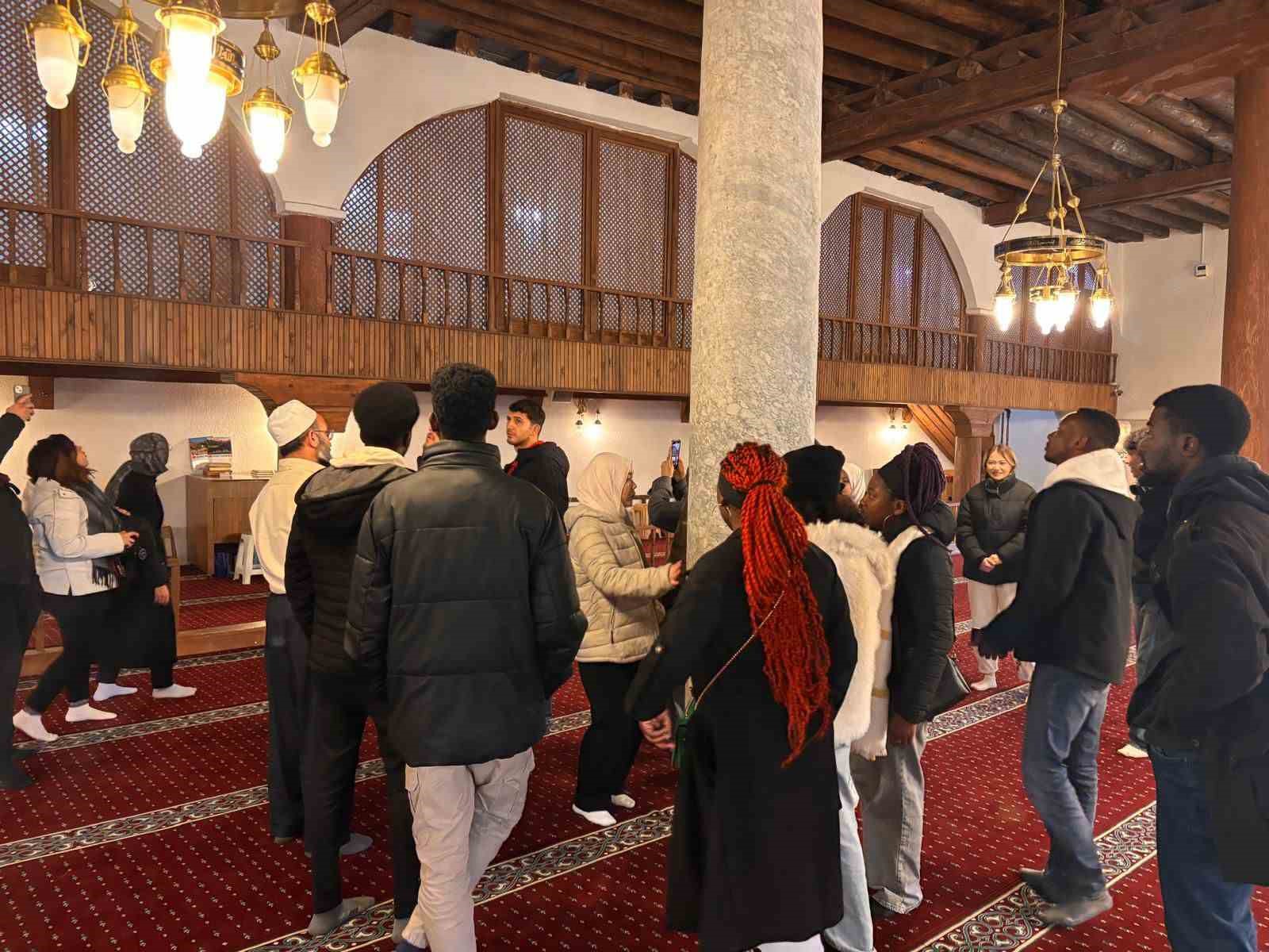 Yabancı üniversite öğrencileri Şuhutun tarih ve kültürüyle buluştu