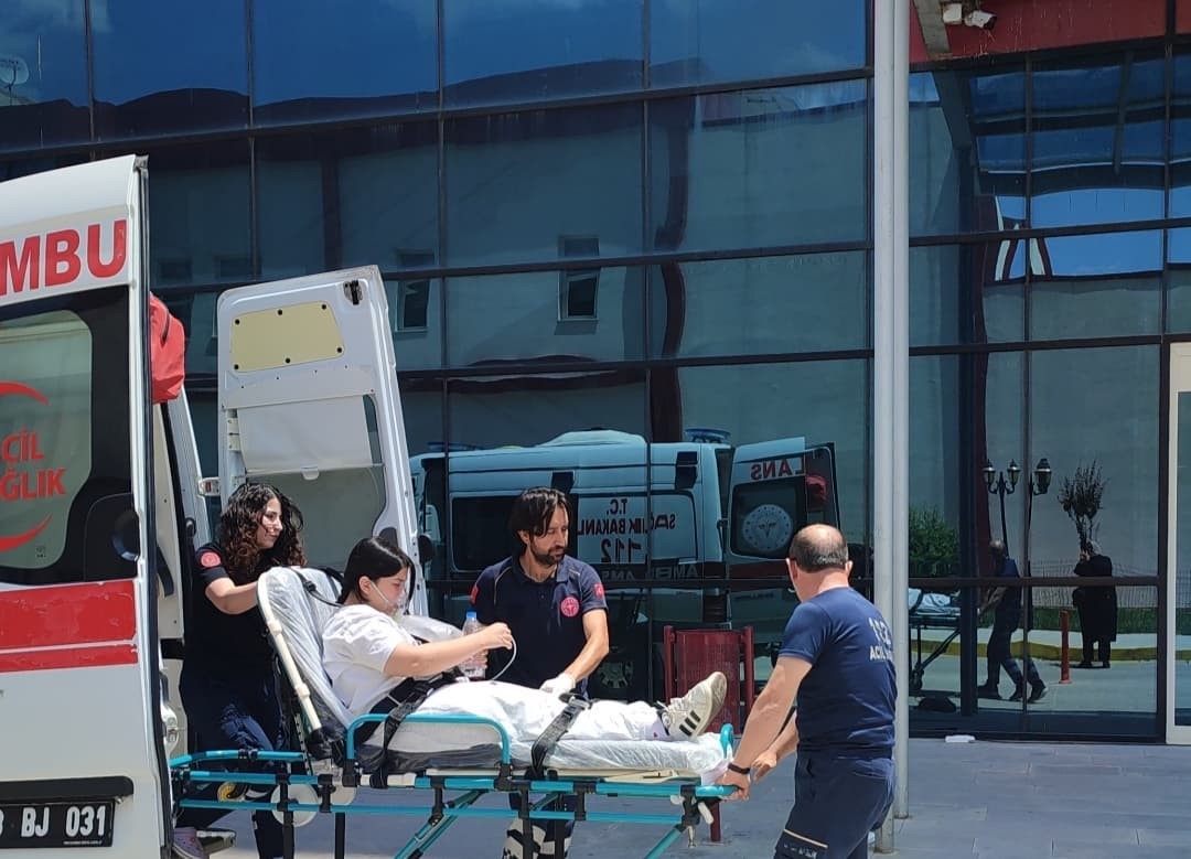 YKS'ye 2 gün boyunca ambulansla götürüldü