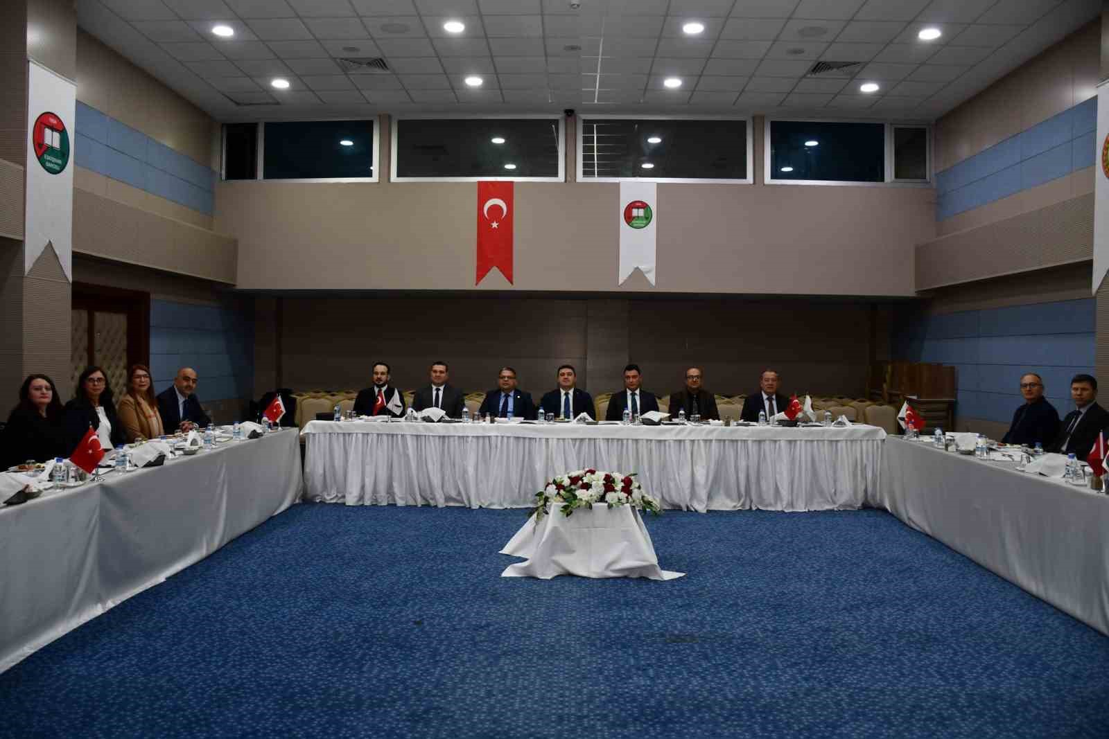 Yükümlülerin ve eski hükümlülein talepleri değerlendirildi