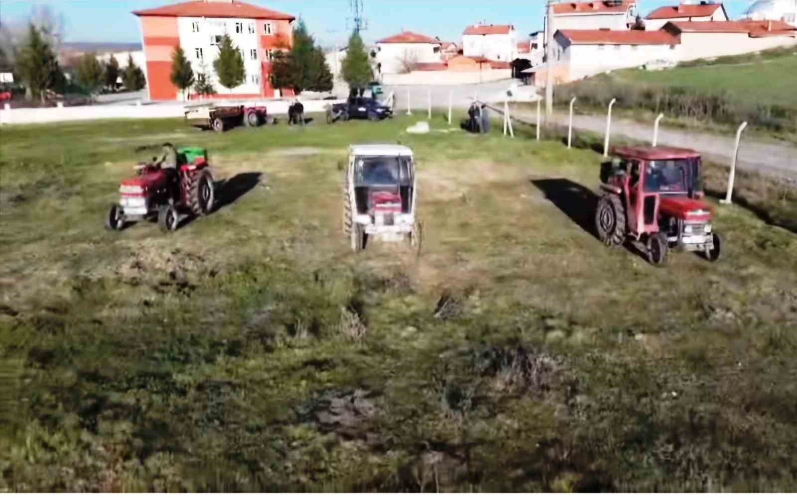 Tavşanlıda mera ıslahı çalışmaları sürüyor