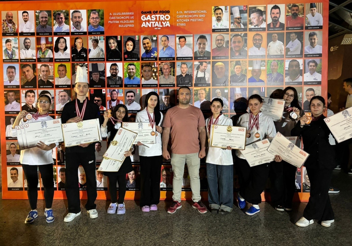 Uluslararası yemek yarışmalarında Eskişehire 1 kupa ve 35 madalya