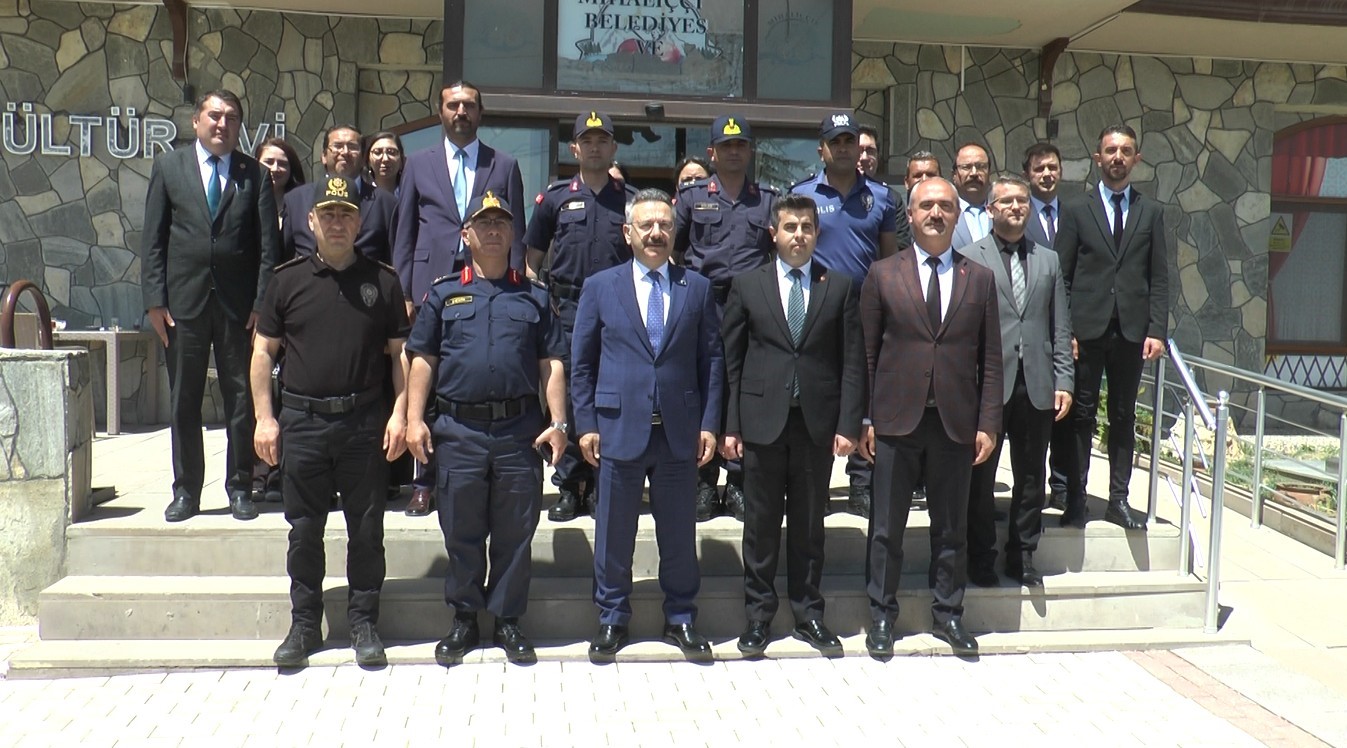 Vali Aksoy Mihalıççık İlçesini ziyaret etti