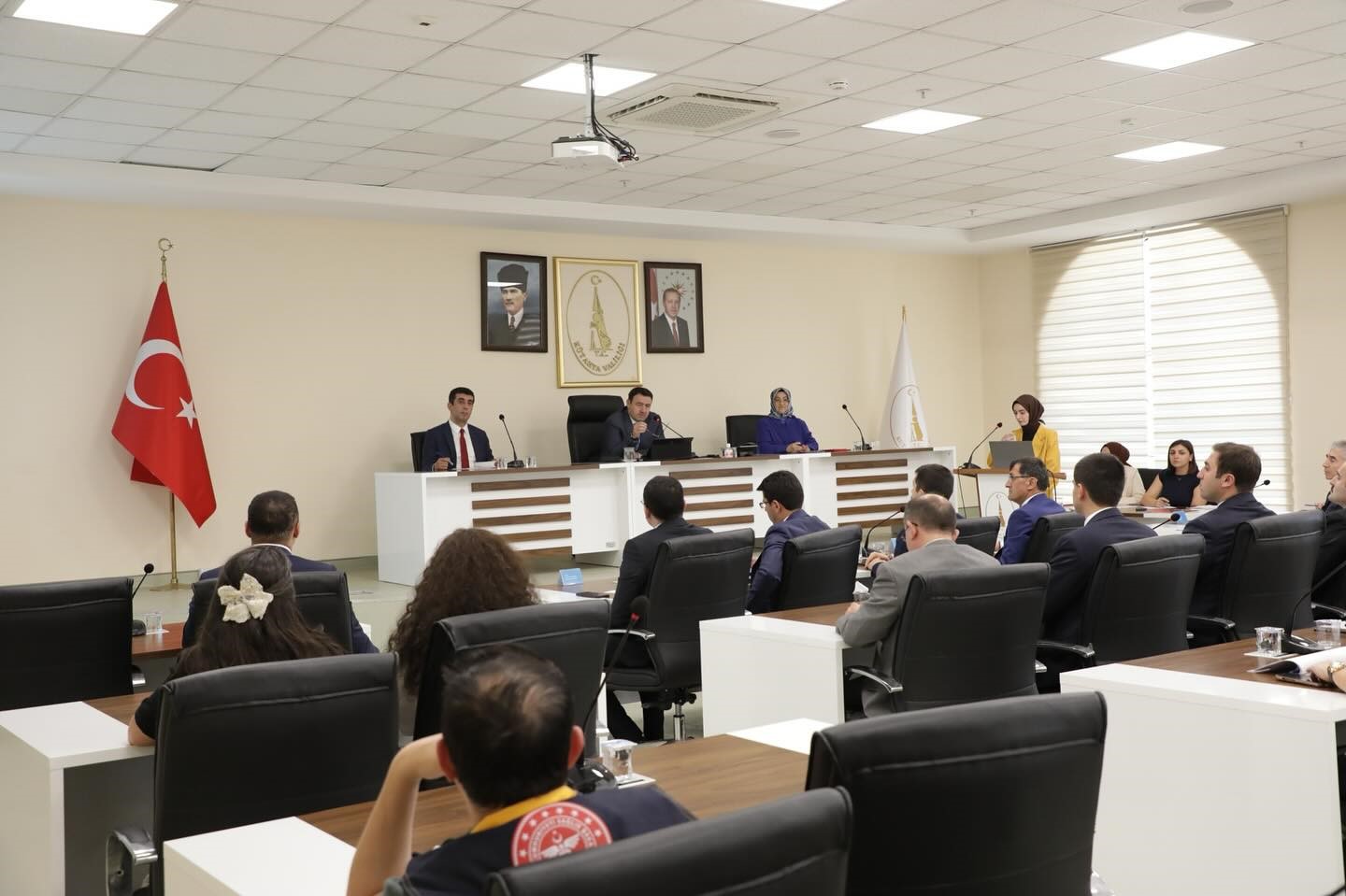 Vali Işın: Aile, toplumumuzun temel direği ve kültürel değerlerimizin taşıyıcısıdır