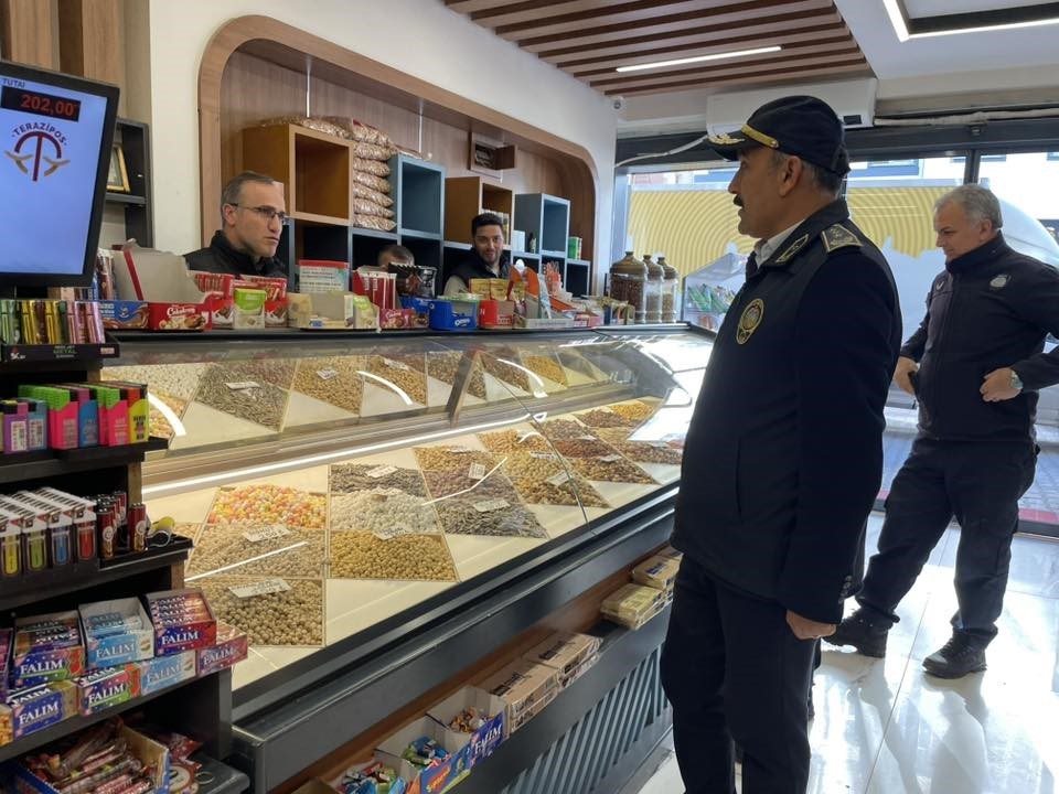 Zabıta ekiplerinden yılbaşı öncesi denetim