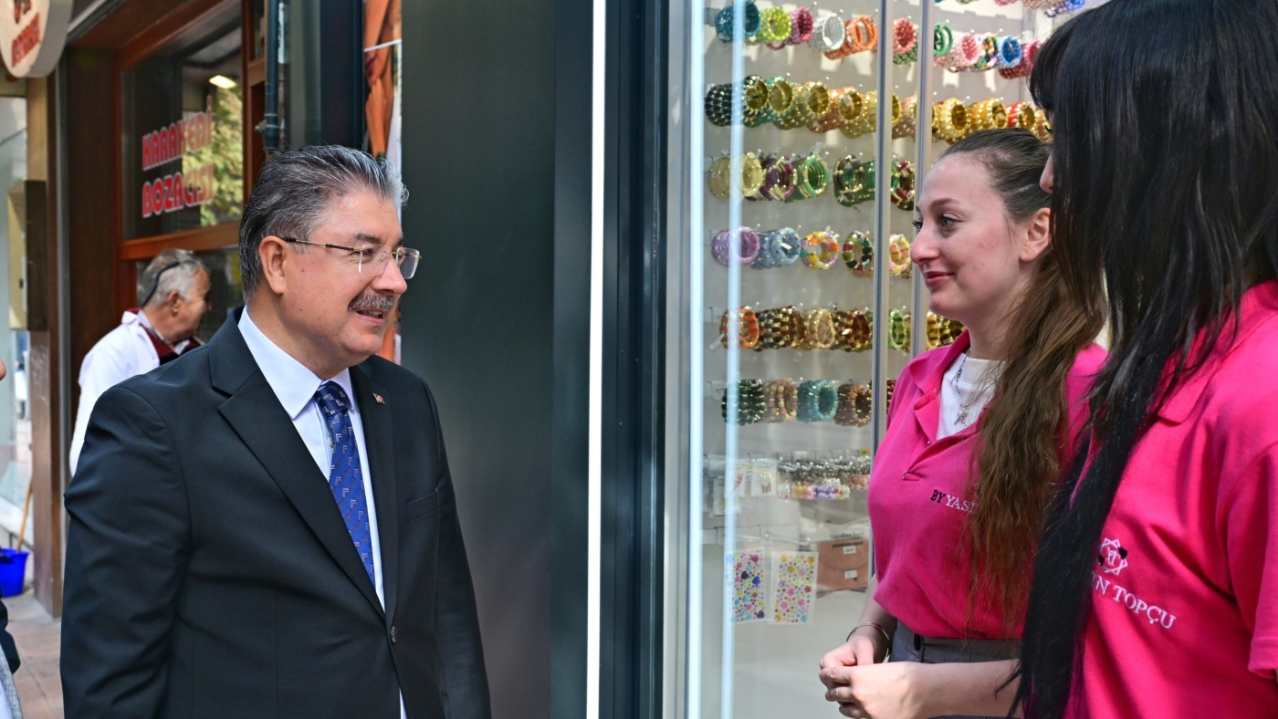AW808204_01-i6accce803ce9f.jpg