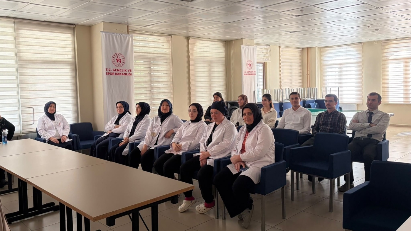 AW809442_02-i6acf2a285a865.jpg