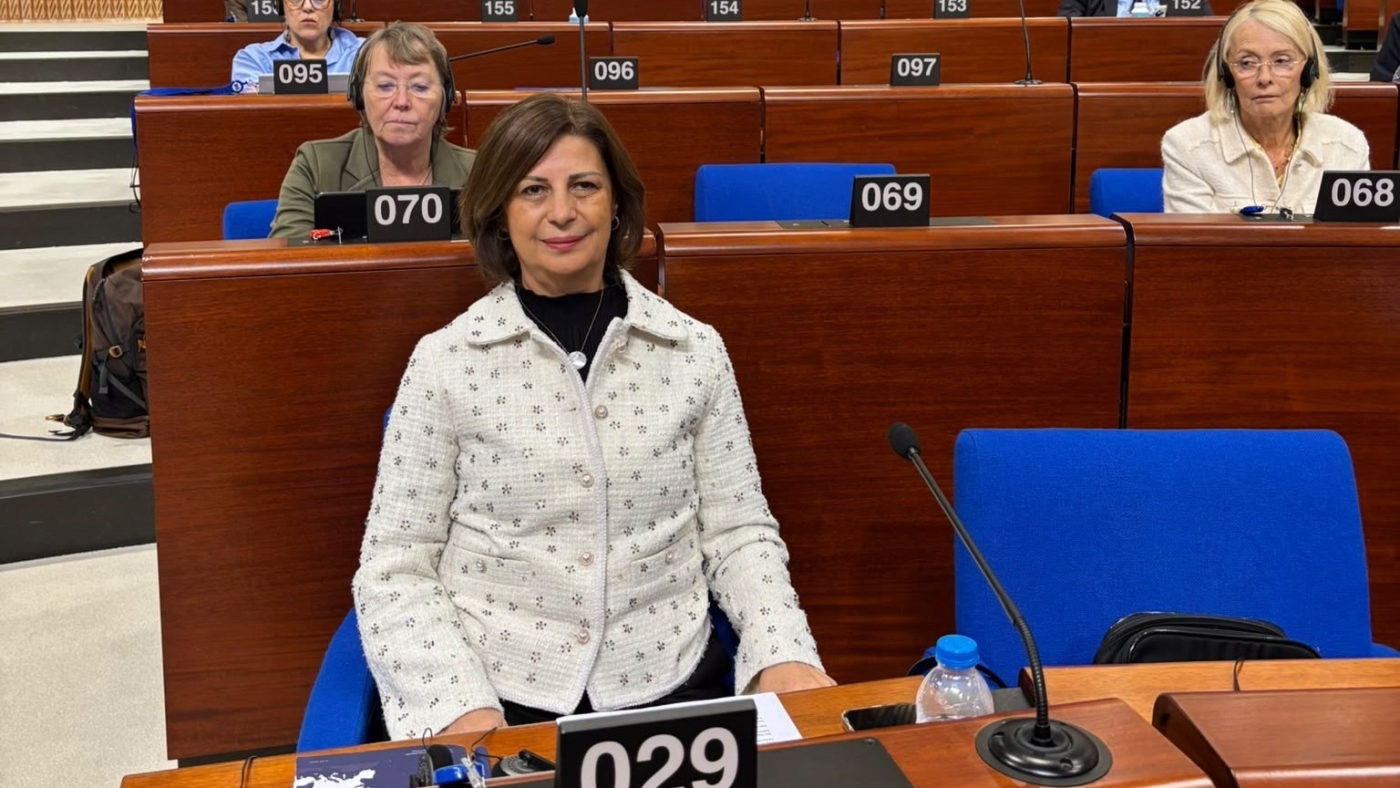 AW820495_05-i6ae1febf9f3cb.jpg