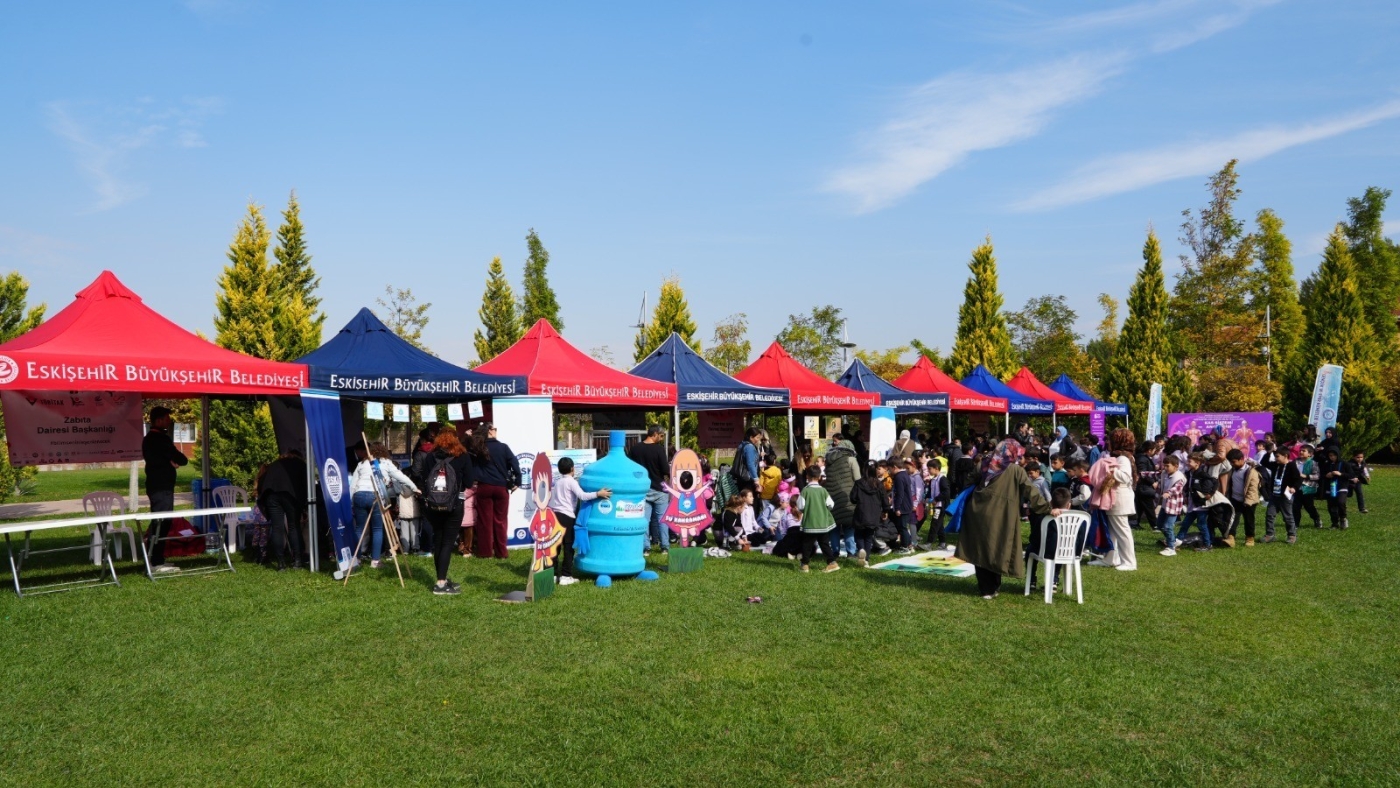 bilimfest3-i6ac4eea739d54.jpg