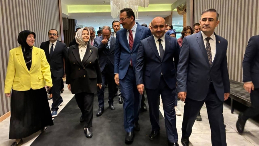 AK Parti Genel Başkan Yardımcısı Ali İhsan Yavuz, “Türkiye Yüzyılı Buluşmaları” kapsamında Eskişehir’e geldi