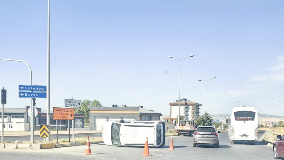 Eskişehir’de iki araç çarpıştı: 5 yaralı