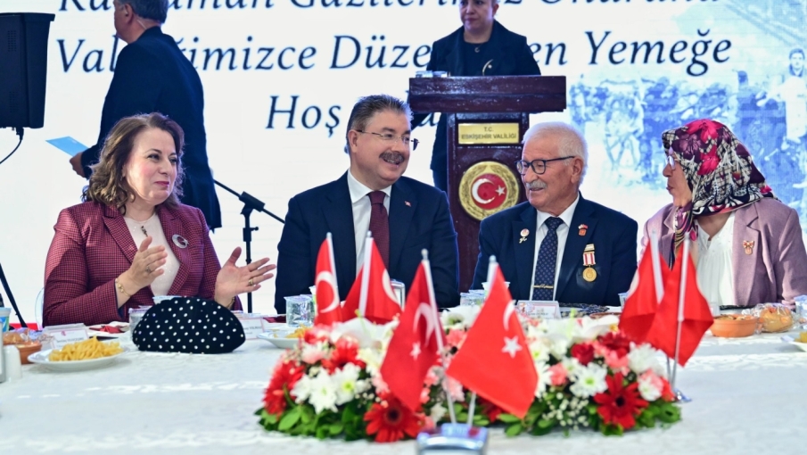 Vali Yılmaz: “Her derdiniz bizim derdimizdir”