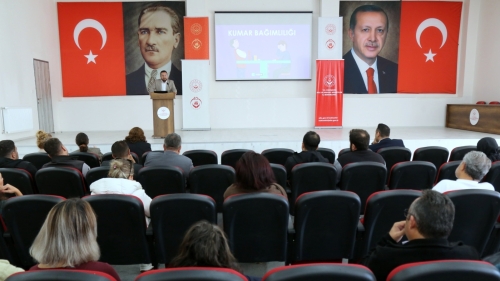 Eskişehir’de kamu personeline kumar bağımlılığı eğitimi verildi
