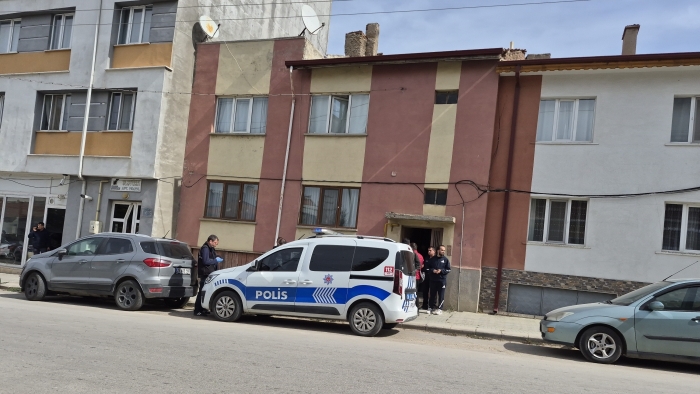 Eskişehir’de 52 yaşındaki adam apartmanda ölü bulundu