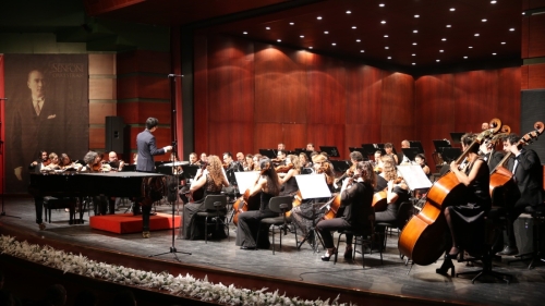 Eskişehir'de Senfoni Orkestrasından Unutulmaz Gece: Biletler Günler Öncesinden Tükendi!