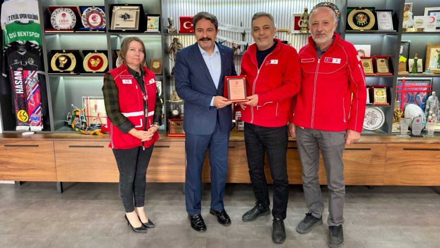 Eskişehir Gençlik ve Spor İl Müdürlüğüne Kızılay'dan bronz madalya