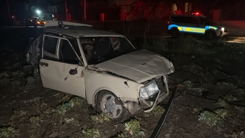 Polisten kaçarken tarlaya uçtu: 1 yaralı