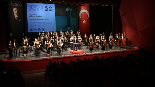 Eskişehir’de “Efsane ve Gelecek” buluşması! Senfoniye büyük alkış