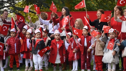 Eskişehir'de miniklerden Cumhuriyet'in 103. yılına özel kutlama