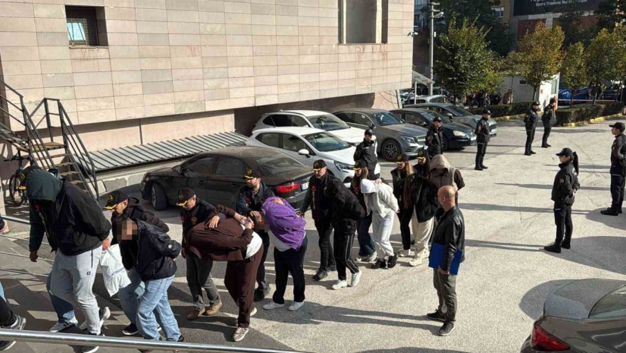 Eskişehir merkezli fuhuş operasyonunda 148 milyon TL'lik para trafiği ortaya çıktı