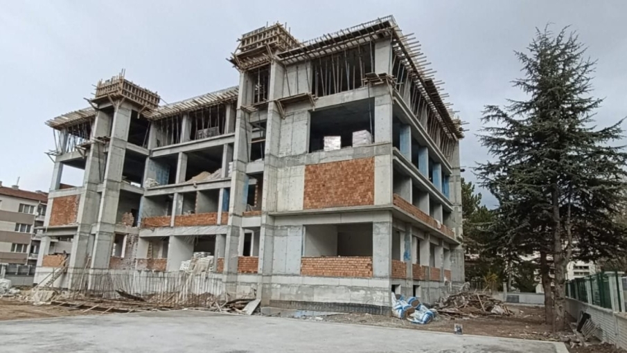 Eskişehir'de iki okulun inşaatında son durum incelendi