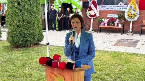 Ayşe Ünlüce: Artık Alzheimer ve yaşlı bakım merkezlerine daha fazla ihtiyaç olacak