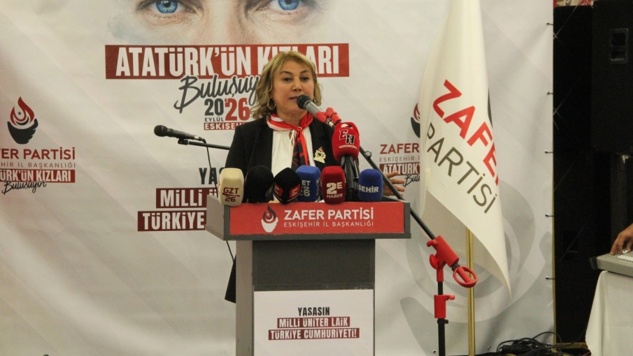 Küçüksaraç Eskişehir’den seslendi: “Türk kadını ayağa kalktığında Türkiye ayağa kalkacaktır”