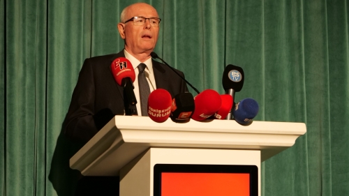 Kazım Kurt’tan kongrede sert çıkış: “Partimiz işgal edildi, halk bizi yeni parti kurmaya zorladı”