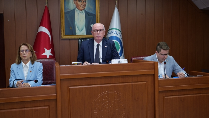 Kazım Kurt’tan “YENİ Parti’ye üyelik” iddiasına yanıt: “Kimseyi zorlayamayız”