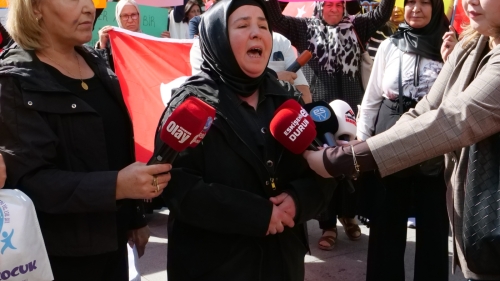 Mahkûm Annesinden Cumhurbaşkanı Erdoğan'a Yürek Yakan Çağrı: “Evlatlarımız Bize Sorulunca Başımız Öne Eğiliyor!”
